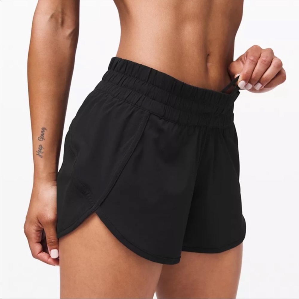 Lululemon black 4” tracker shorts